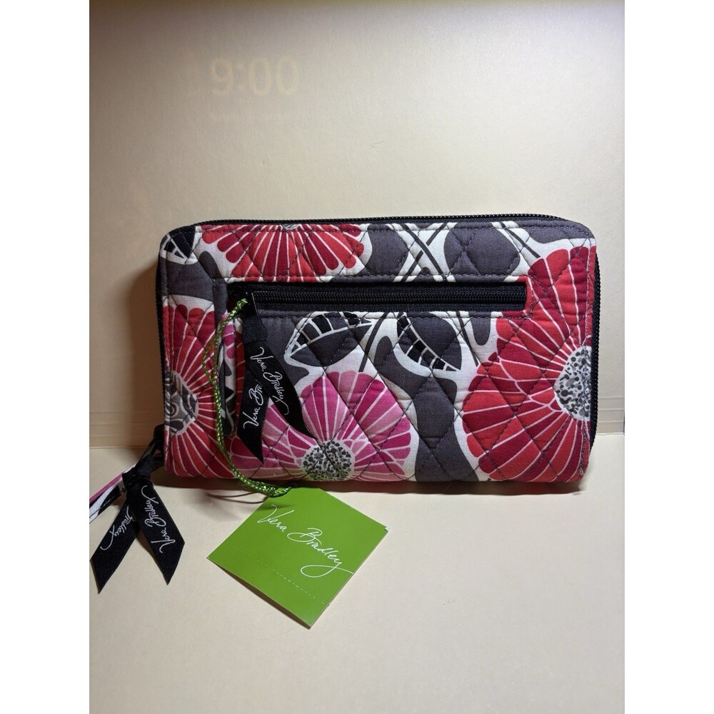 NWT Vera Bradley Cherry Blossoms Zip Around Wallet Wristlet 14991-170
